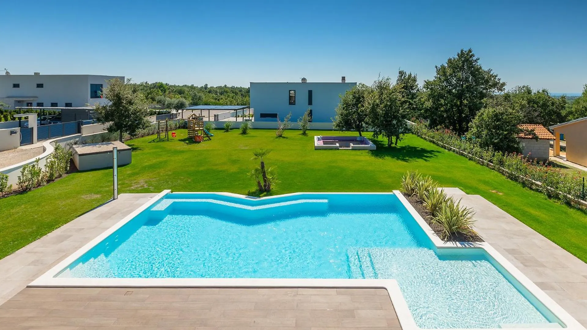 Villa Medici Jursici 0*,  Croatia